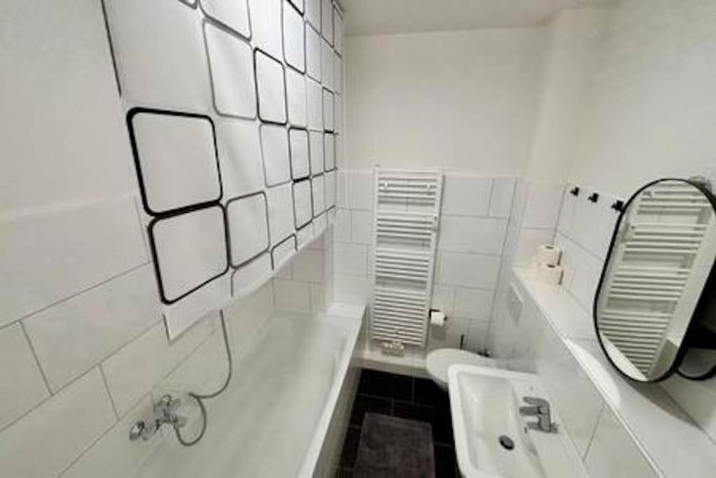 Апартаменти Modern & Stilvoll Mit Kino - Wii Ессен Екстер'єр фото